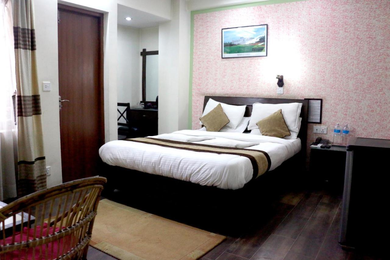 Alpine Hotel & Apartment Kathmandu Exterior photo