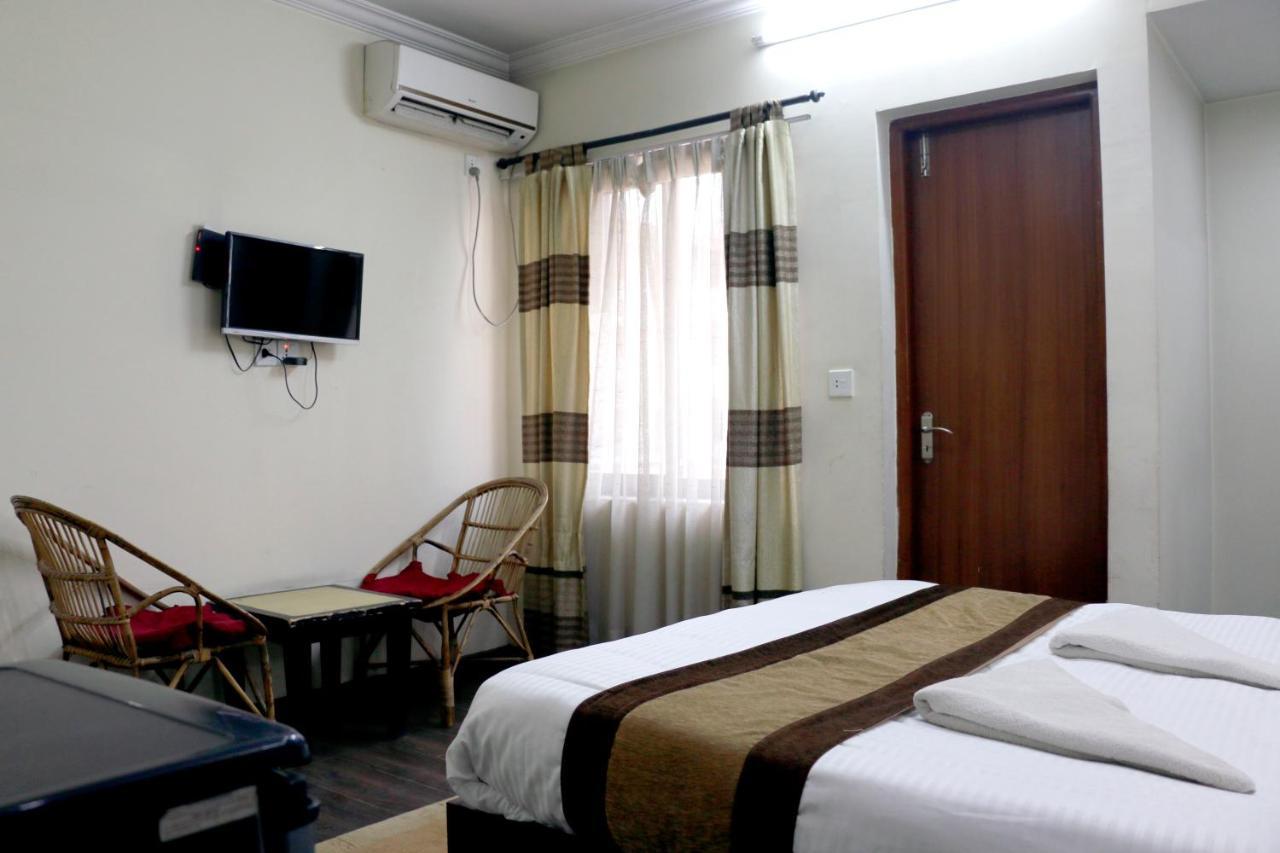 Alpine Hotel & Apartment Kathmandu Exterior photo