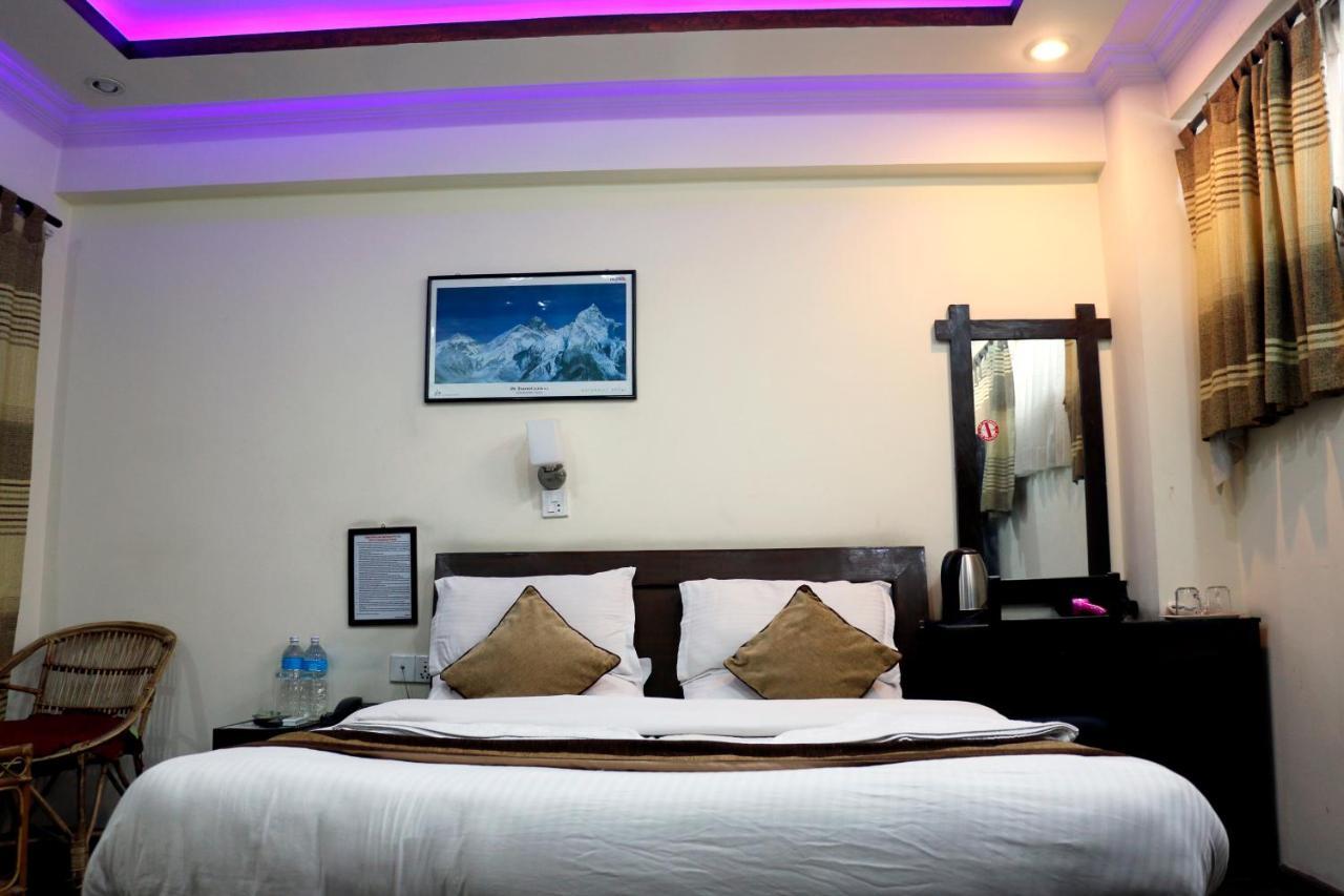 Alpine Hotel & Apartment Kathmandu Exterior photo