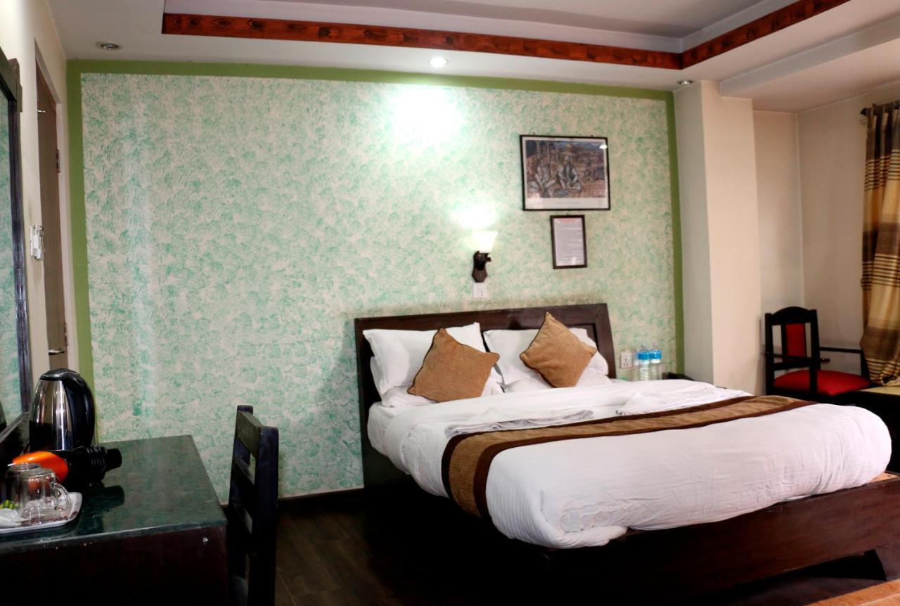 Alpine Hotel & Apartment Kathmandu Exterior photo