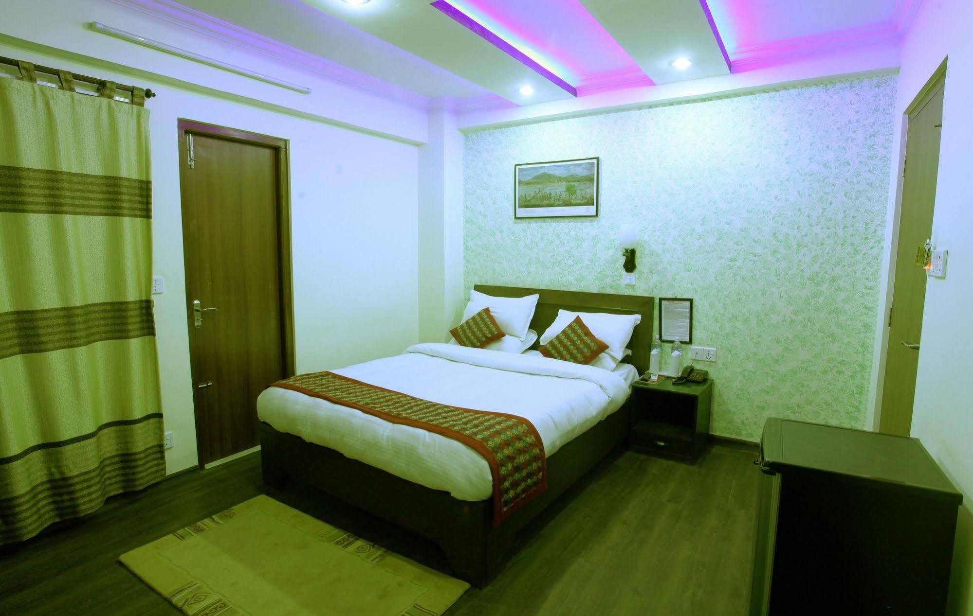 Alpine Hotel & Apartment Kathmandu Exterior photo
